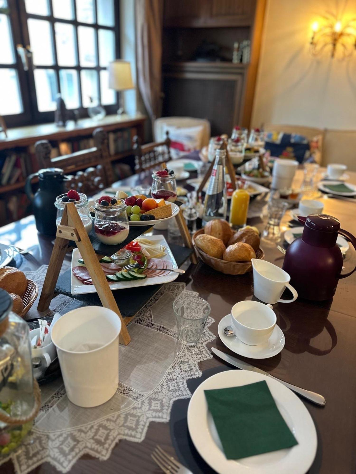 Heinrichs Winery Bed & Breakfast Langenlonsheim Buitenkant foto