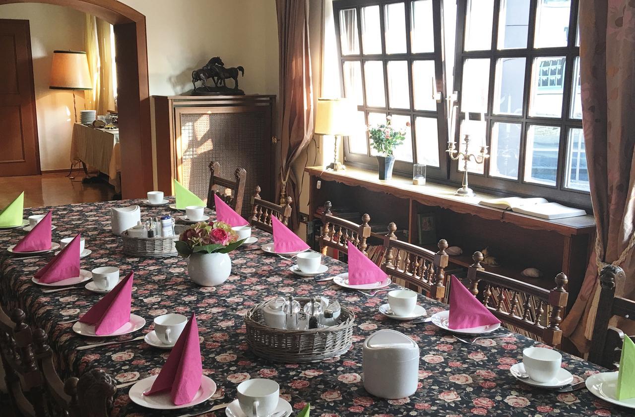 Heinrichs Winery Bed & Breakfast Langenlonsheim Buitenkant foto
